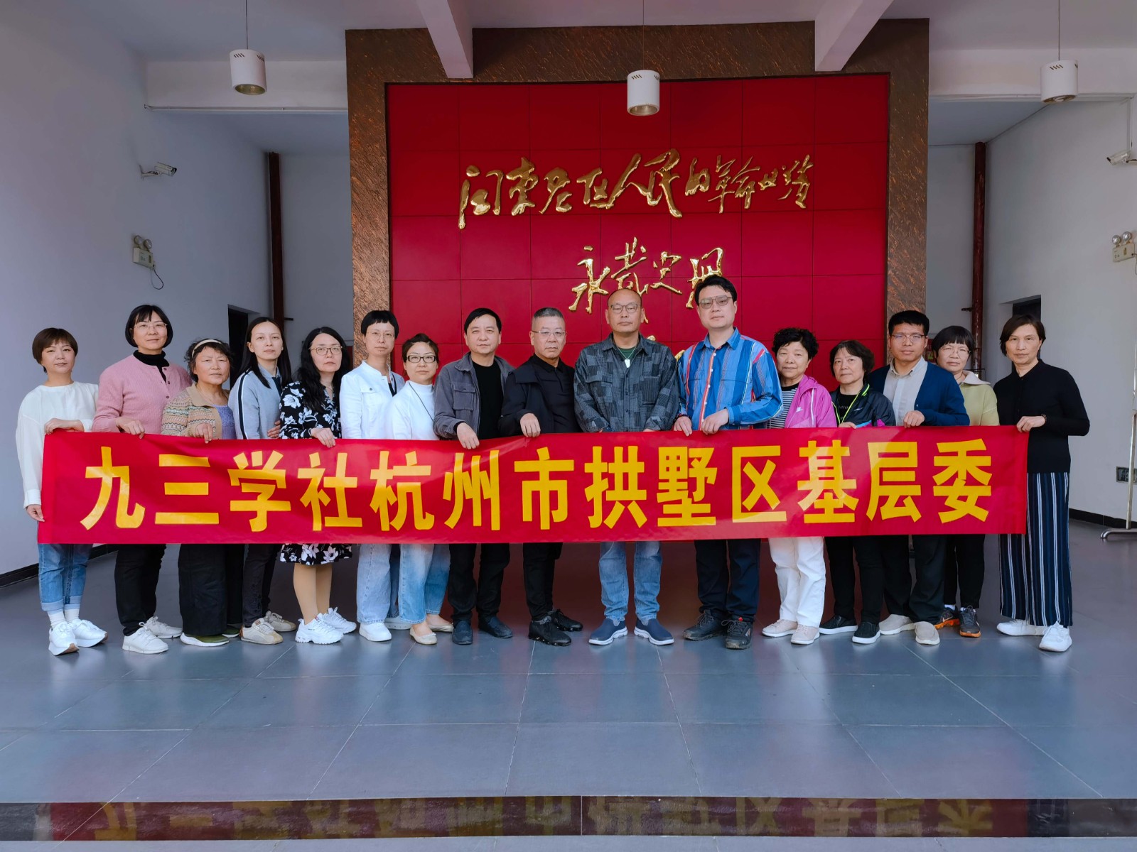 8b8589ac1796d8477246483a589b701_副本.jpg
