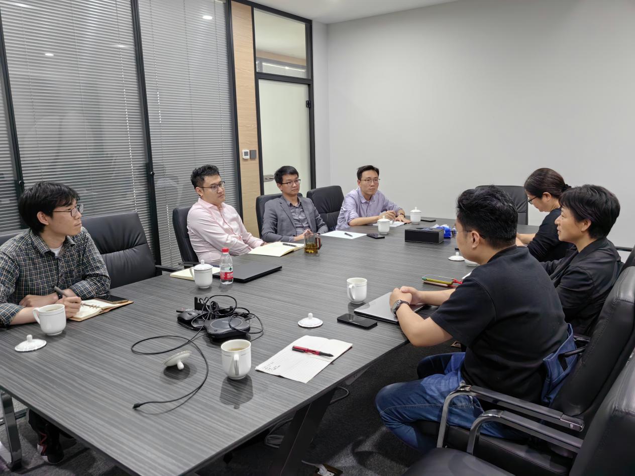 楼玉宇走访新社员2.jpg