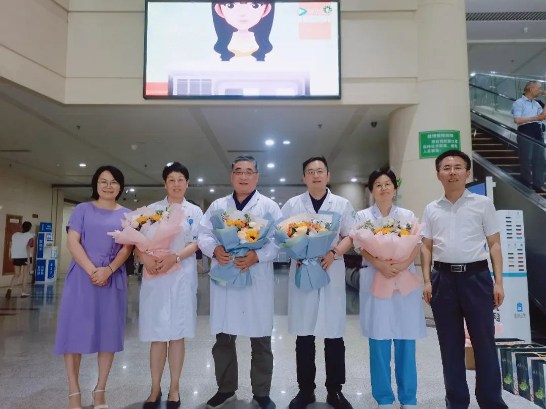 医师节慰问1.jpg
