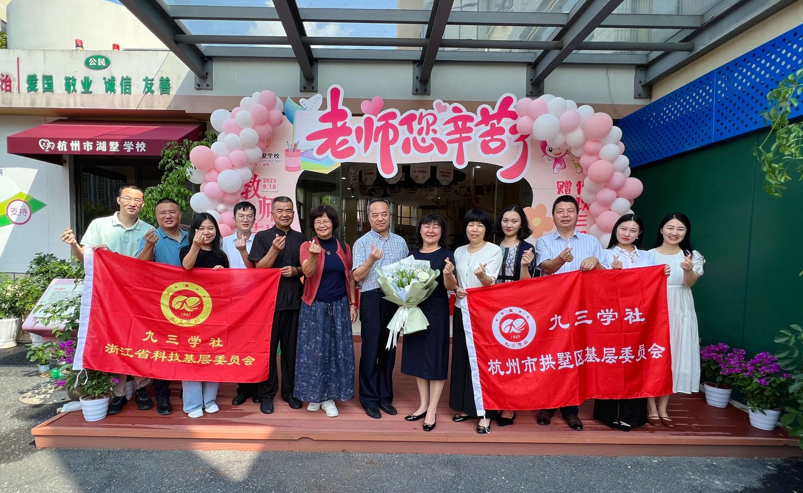 019d9e0c8dc84d199d583ab1b7cbcba_副本.jpg