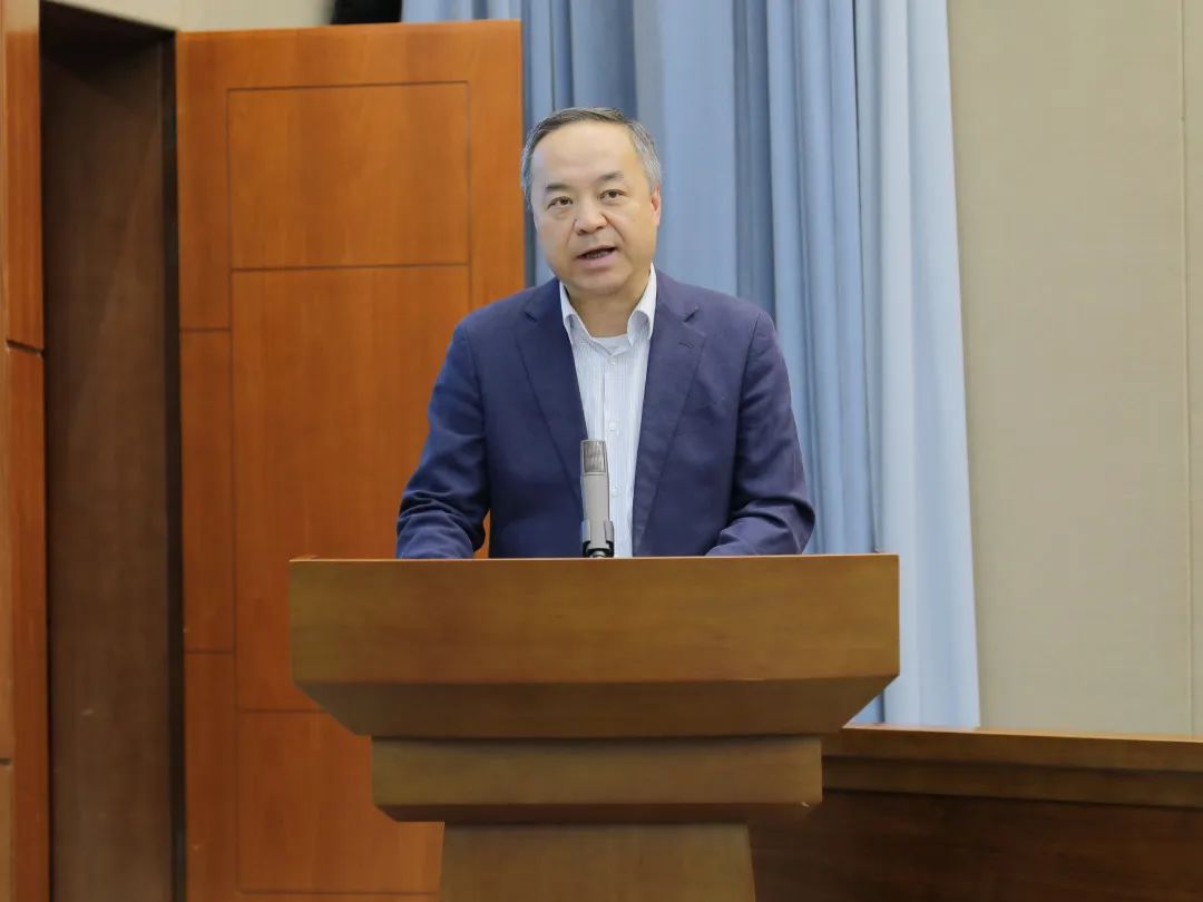 政协常委会2.jpg