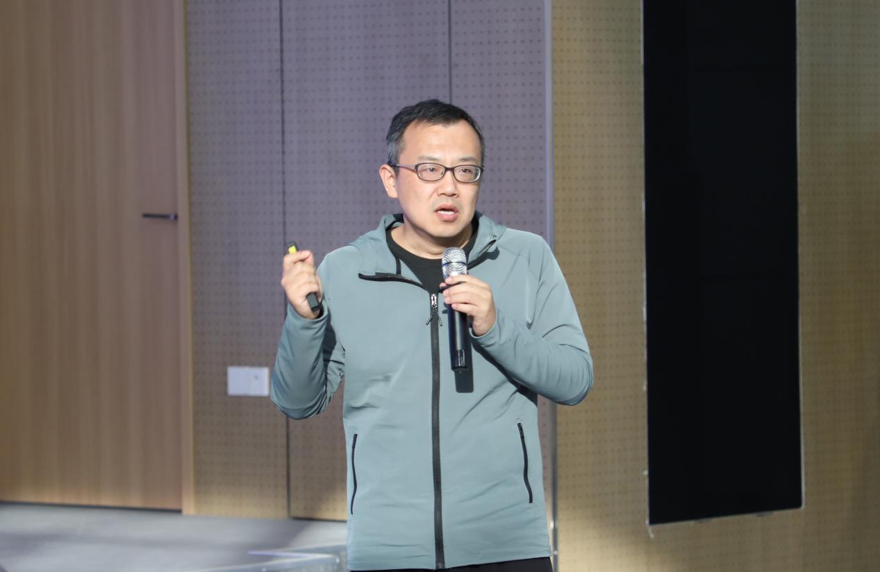 创吧221.jpg
